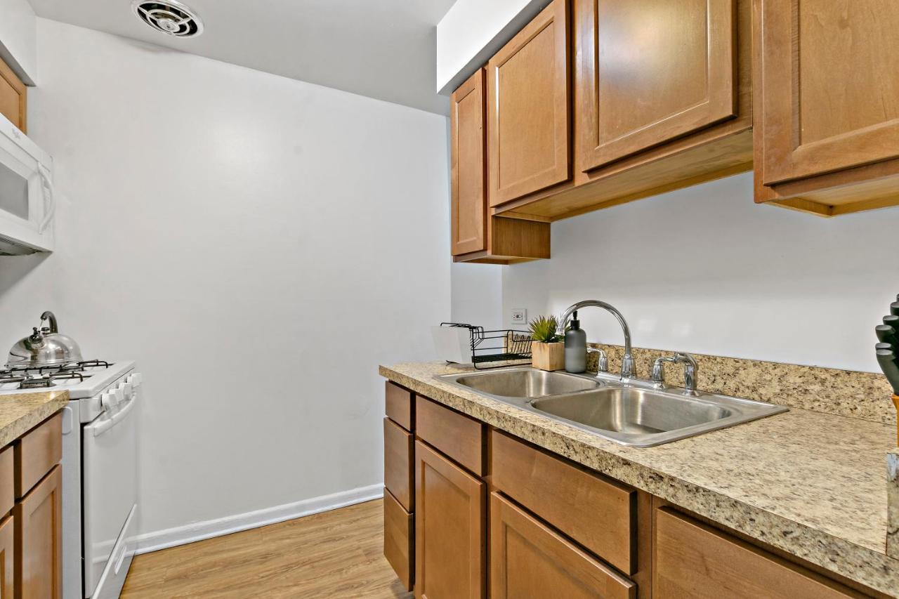 Stunning 1Br Apartment At Center Of Lakeview - Oakdale 211 シカゴ エクステリア 写真