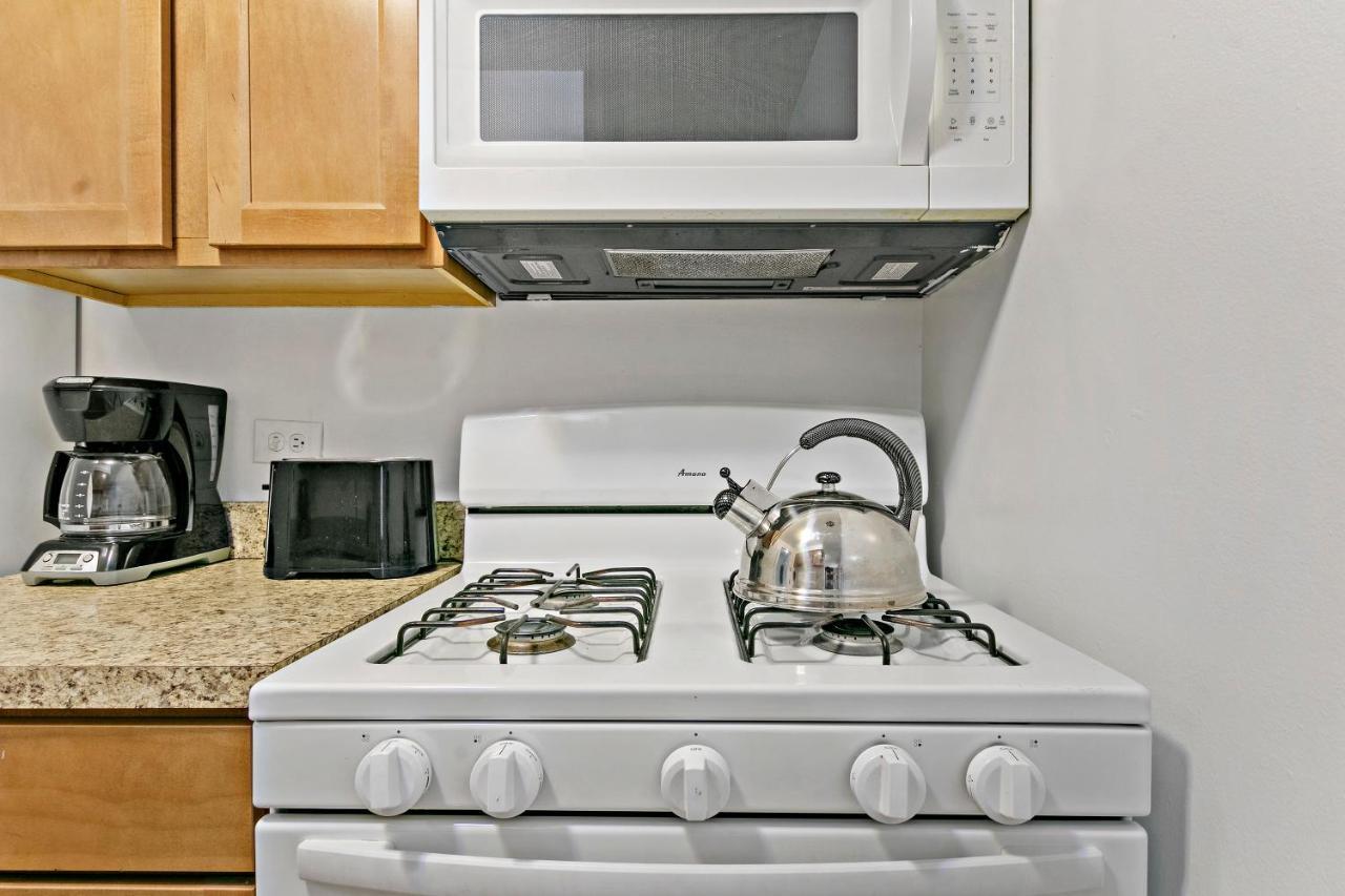 Stunning 1Br Apartment At Center Of Lakeview - Oakdale 211 シカゴ エクステリア 写真